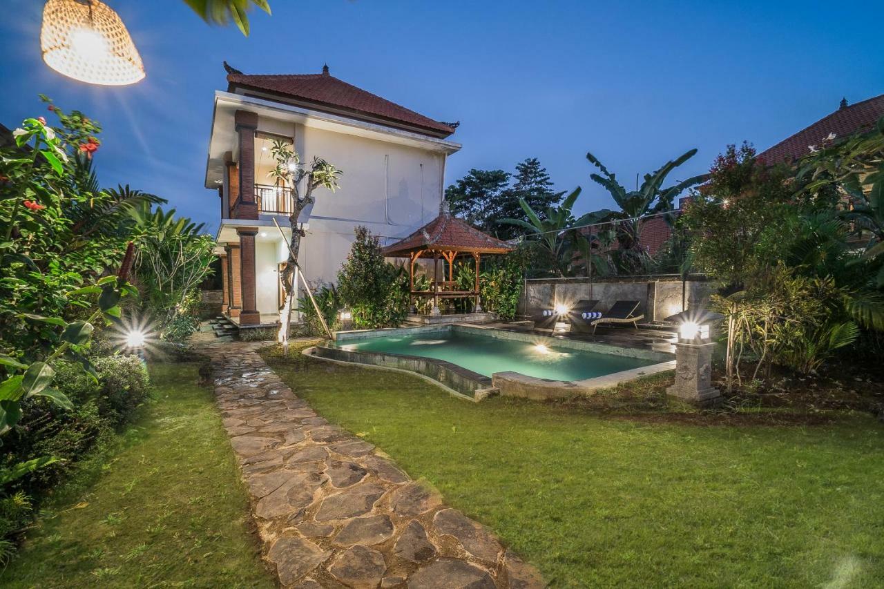 Sriwedari 40 Ubud Exterior foto